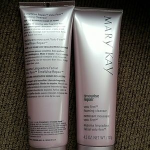 Mary Kay TimeWise RepairVolu-Firm Foaming Cleanser